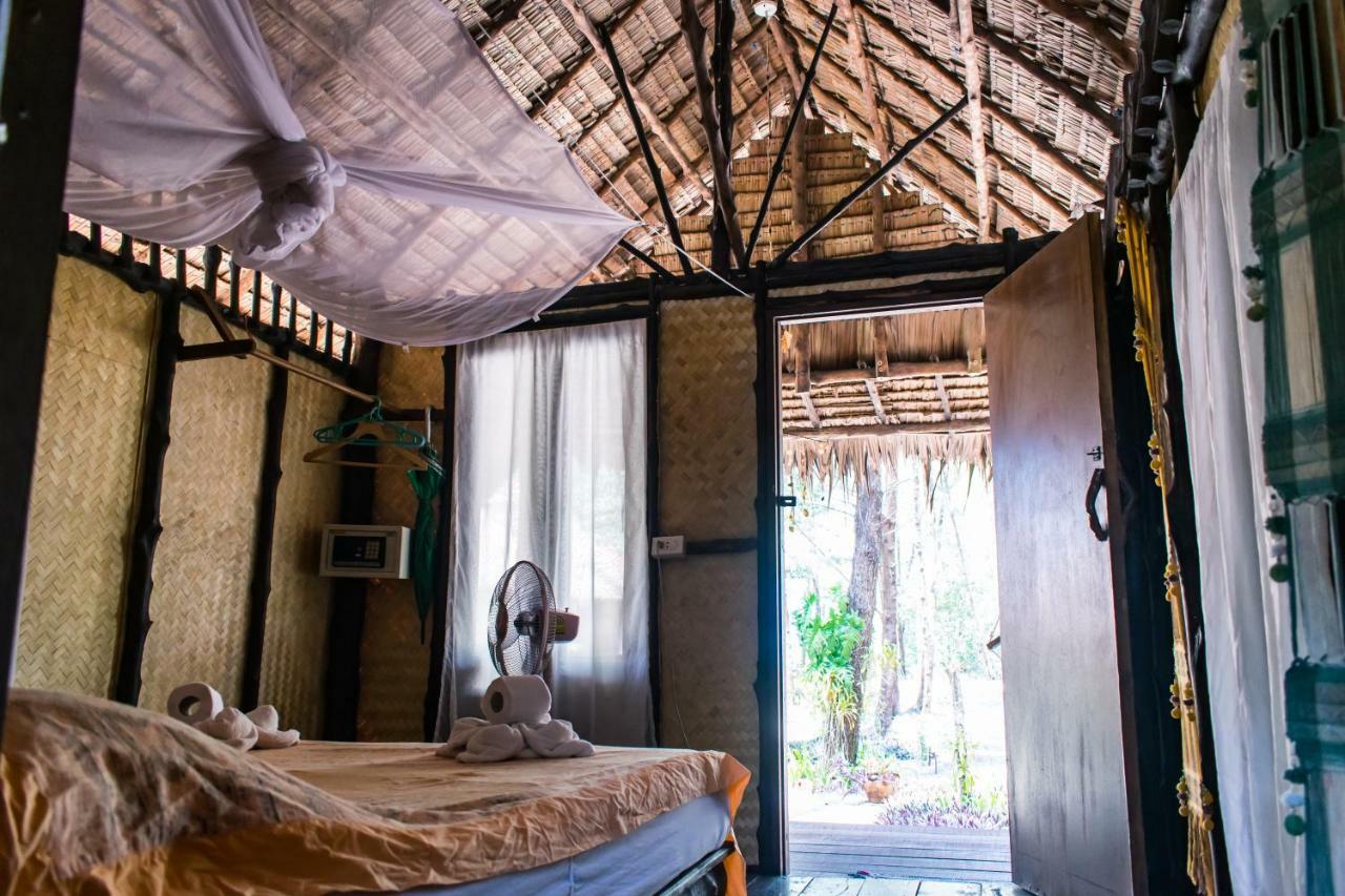 Horizon Eco Resort Ko Phra Thong Exterior photo